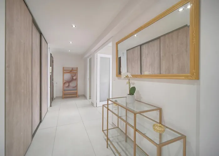 Ruby - Terrace - 10 Min Palais - Vca